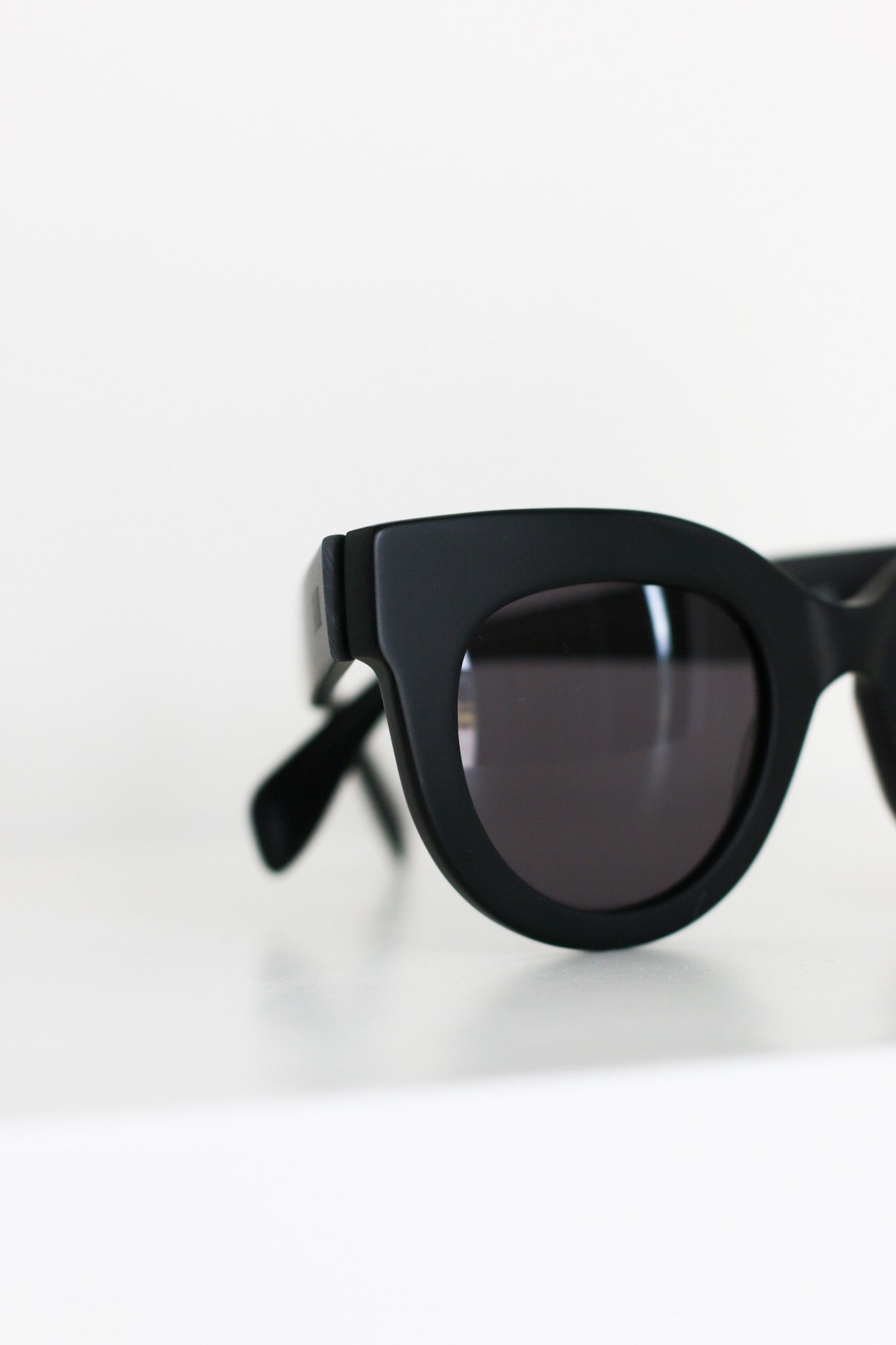 Item: 8MH87055 Manhattan – G City Sunglasses